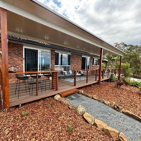 The Hillside Retreat Hotell Mount Tamborine Exteriör bild